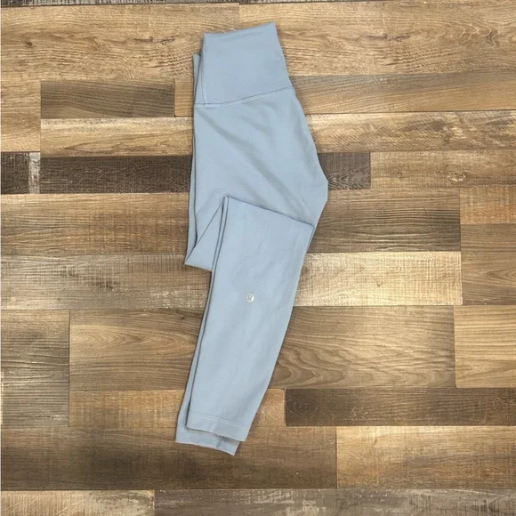 Lululemon Wunder Train High-Rise Tight 28" - Washed Denim - Picture 2 of 10